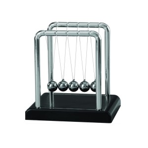 ENFEITE PÊNDULO DE NEWTON 9CM